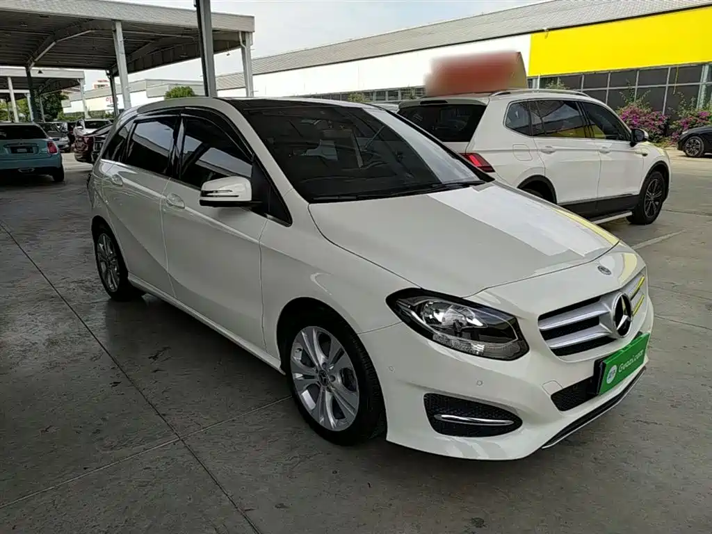 Mercedes-Benz B-Class 2019 B 200 Dynamic фото 4