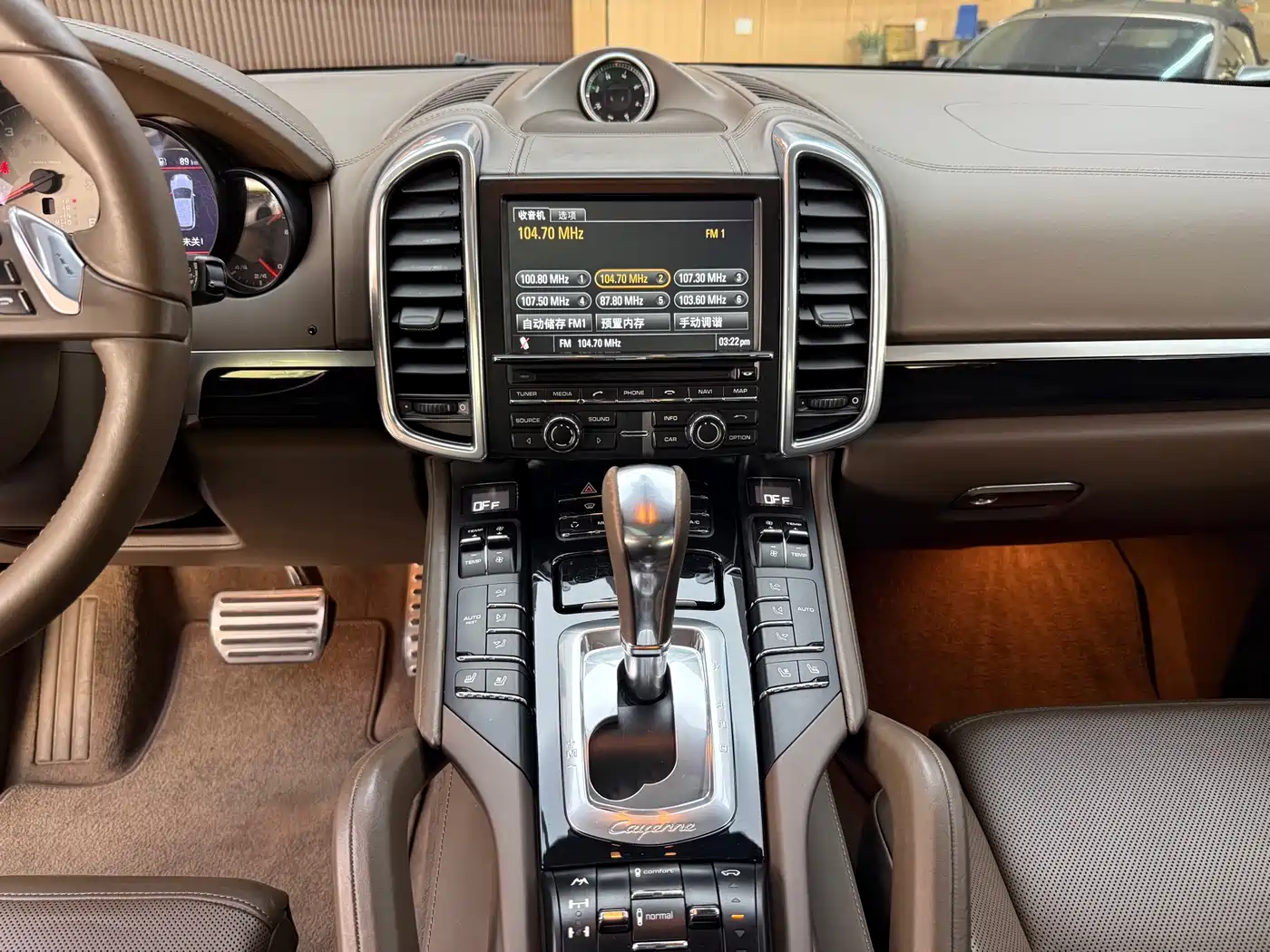 Porsche Cayenne 2011 Cayenne S 4.8L фото 16