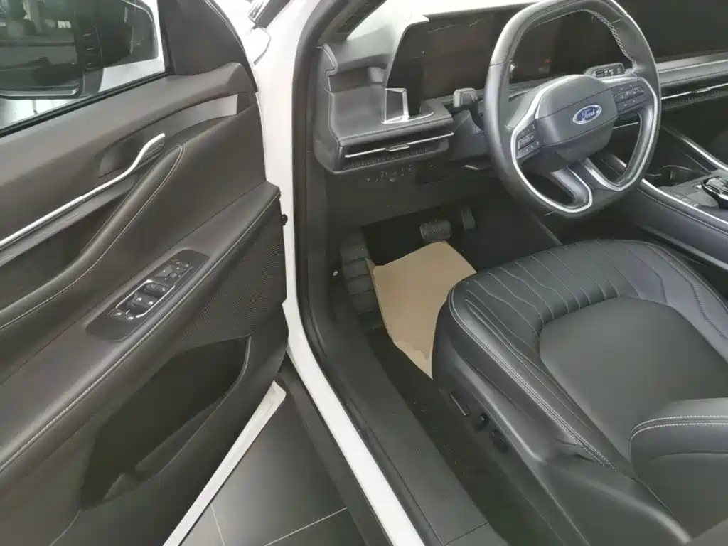 Ford Edge 2025 2025 Edge L 2.0T EcoBoost FWD 7-seater Luxury