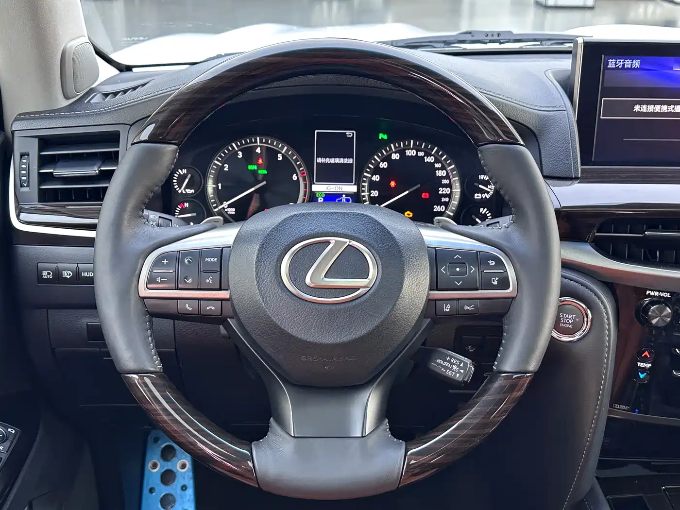 Lexus LX 2017 570 Peak Special Limited Edition фото 7