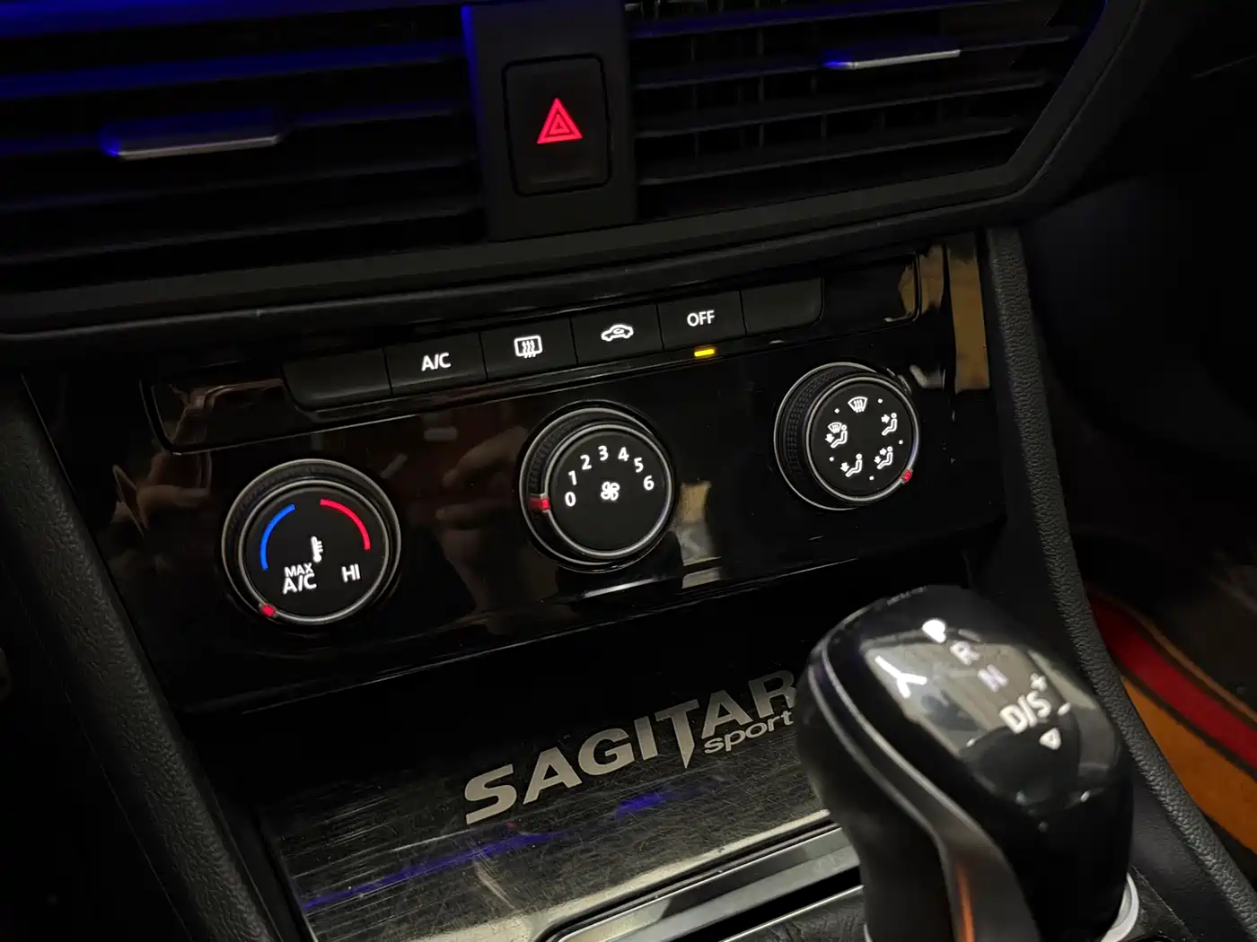 Volkswagen Sagitar 2021 280TSI DSG Comfort Smart Connect Edition фото 11