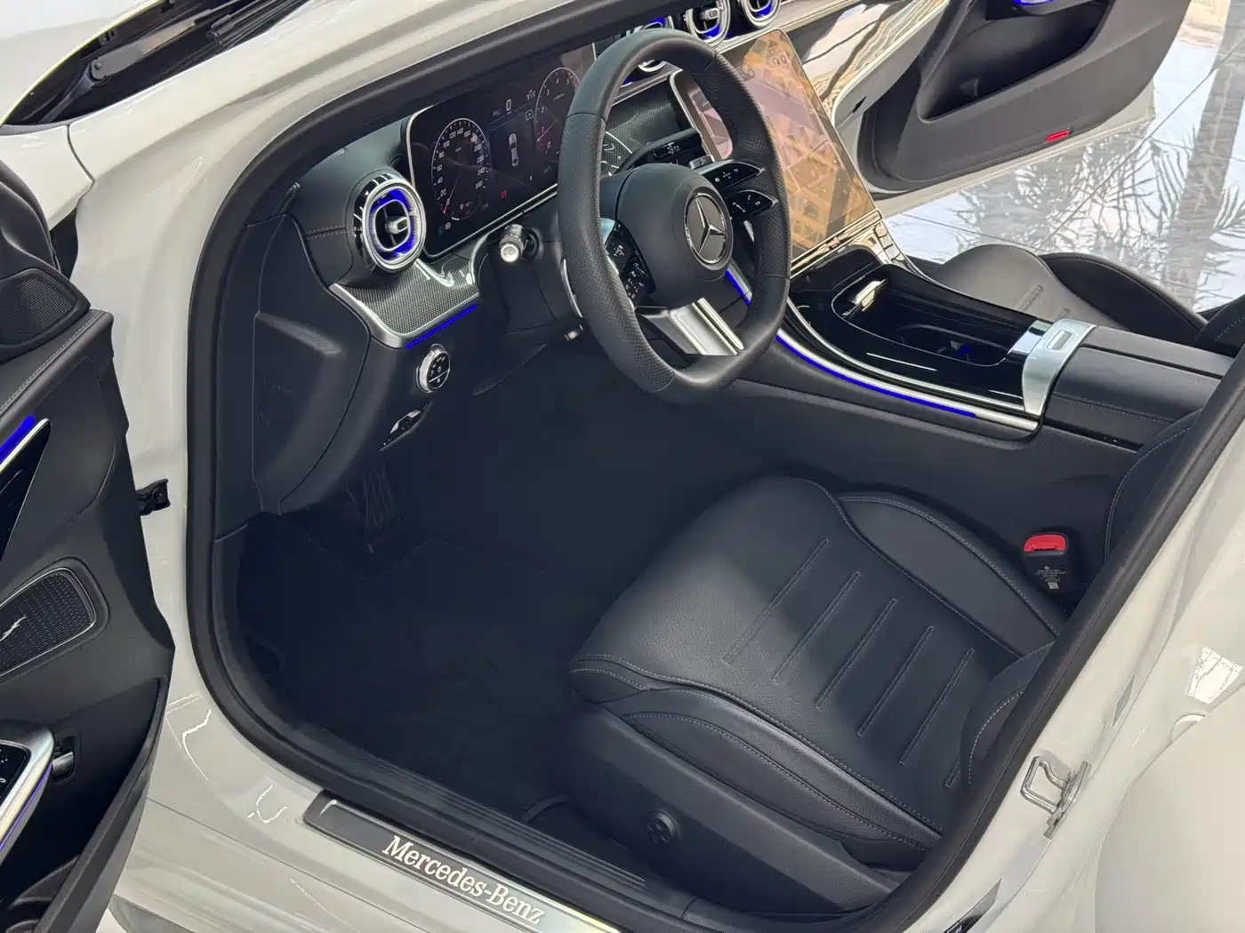 Mercedes-Benz C-Class 2025 C 260 L Sport Edition фото 4