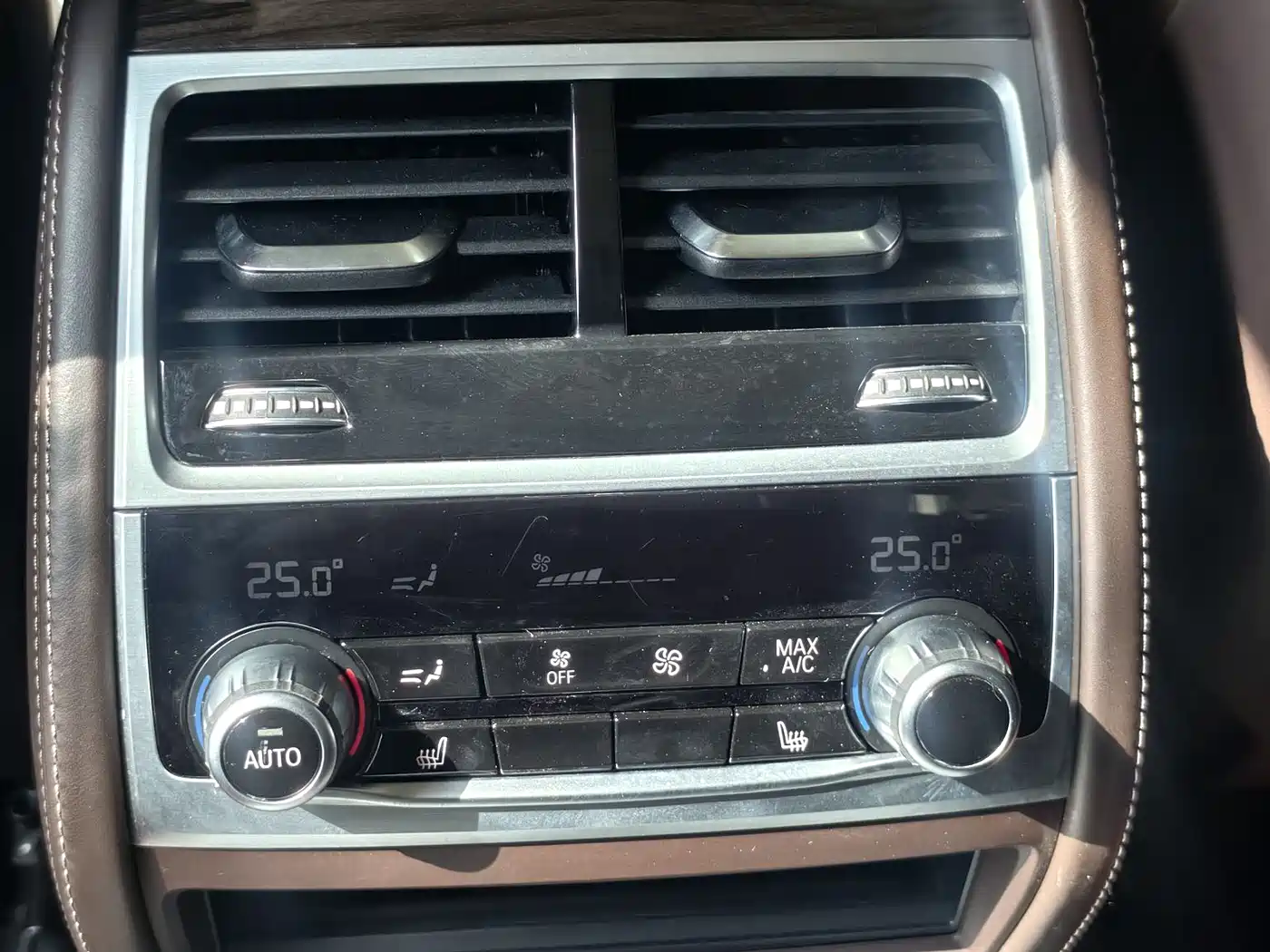 BMW 7 Series 2021 Model 730Li Luxury Package фото 12