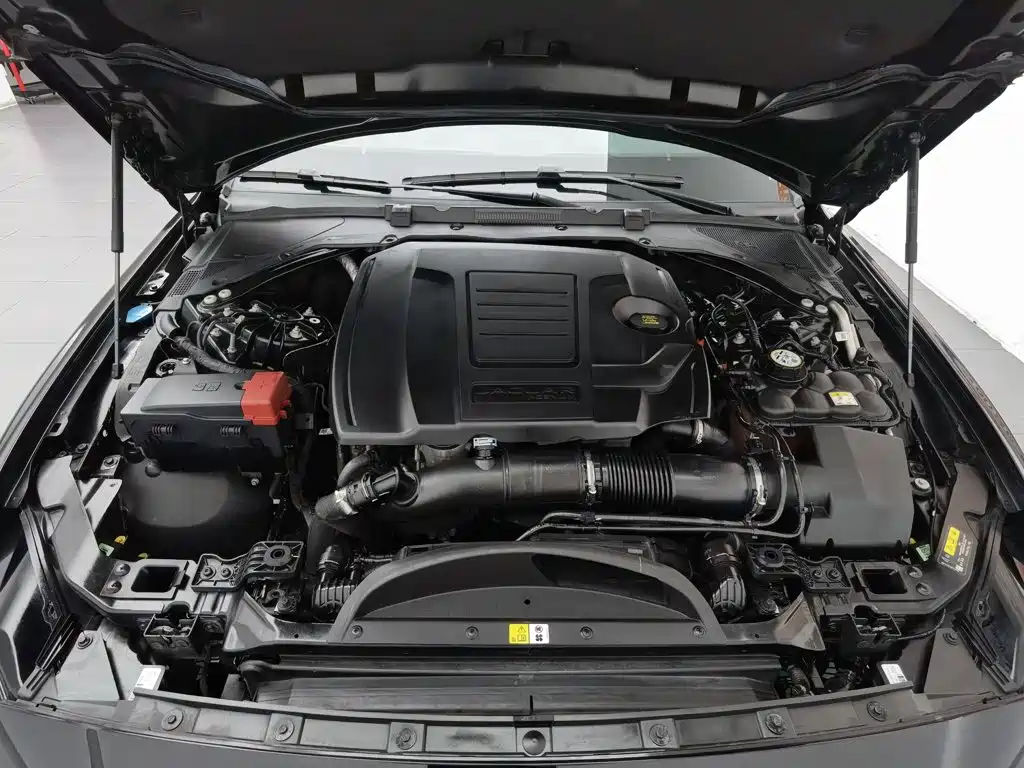 Jaguar XEL, миниатюра 6