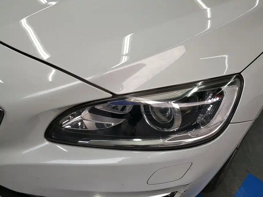 Фото 5 - Volvo S60