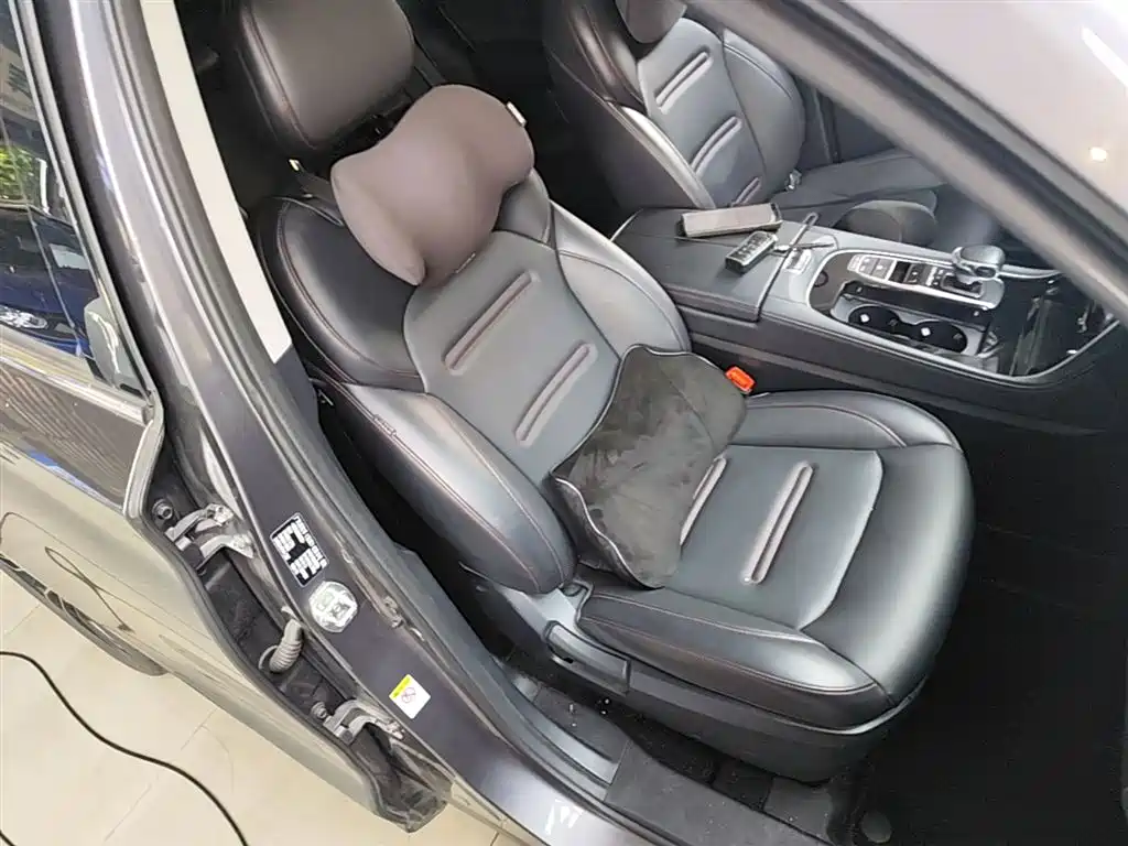 GAC Trumpchi Trumpchi GS4 PLUS 2021 390T Automatic Nebula Edition фото 25