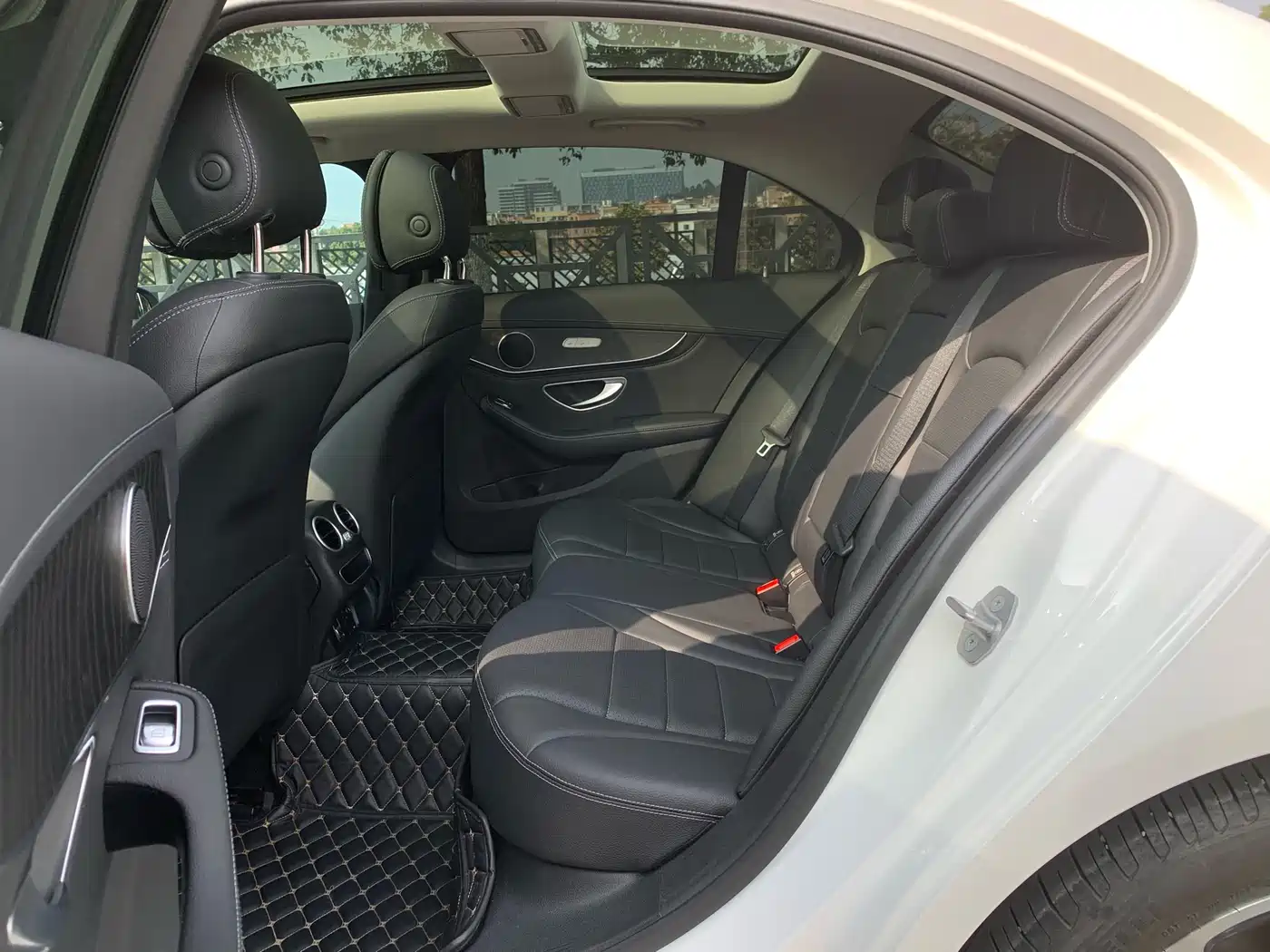 MERCEDES-BENZ C CLASS