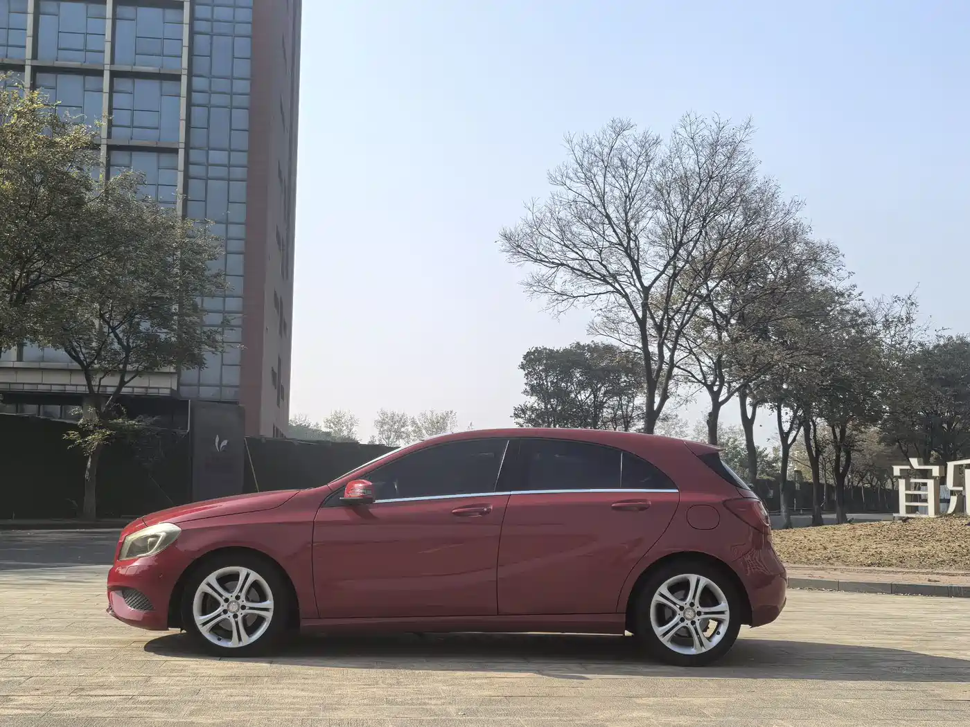 Mercedes-Benz A-Class (Import) 2015 A 180 фото 3