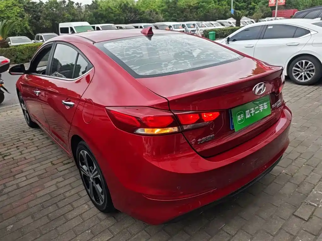Hyundai Elantra 2018 1.4T DCT Dynamic·Vitality Model фото 5