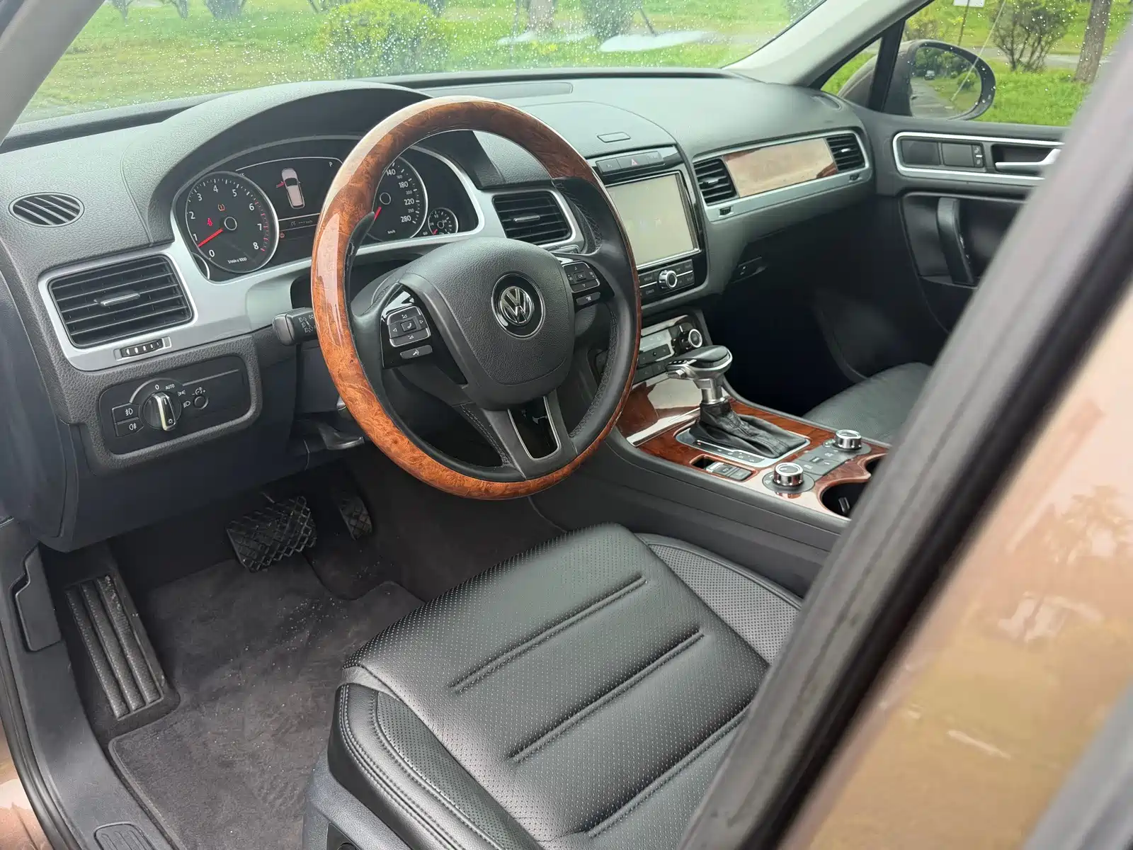Фото 10 - Volkswagen Touareg
