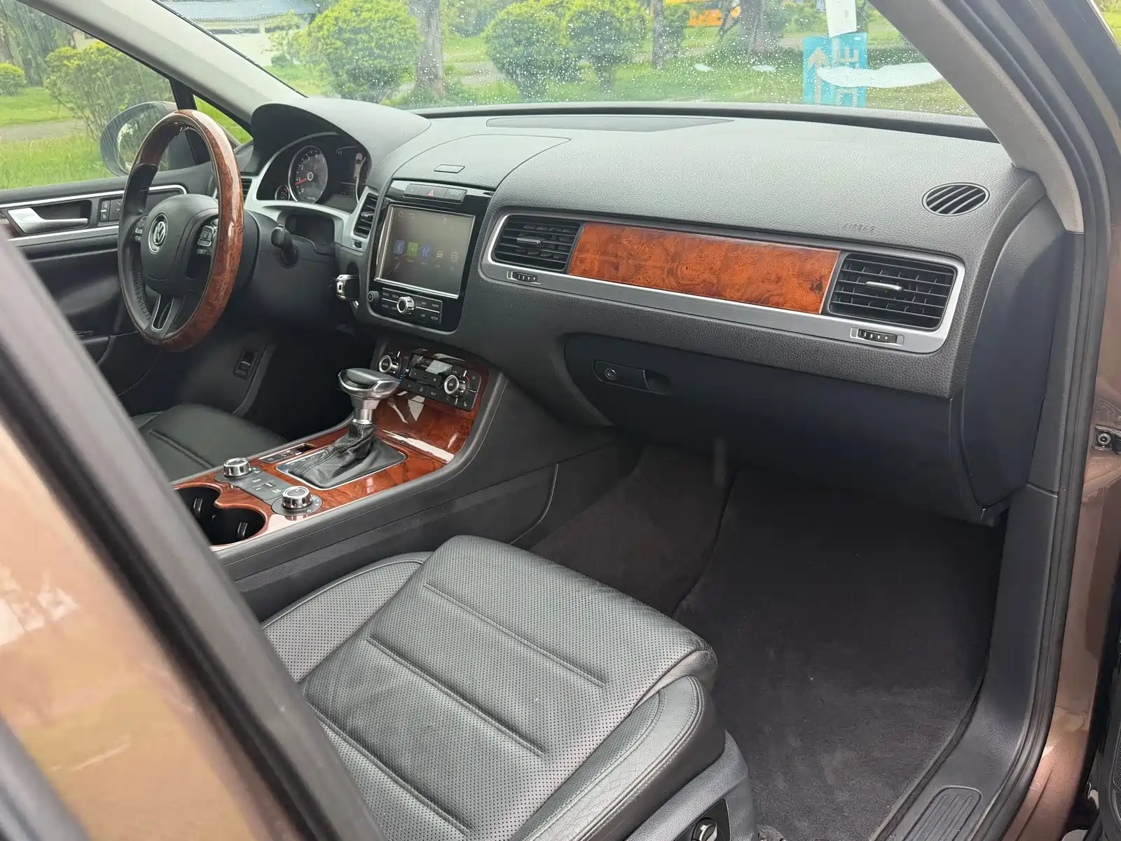 Фото 20 - Volkswagen Touareg