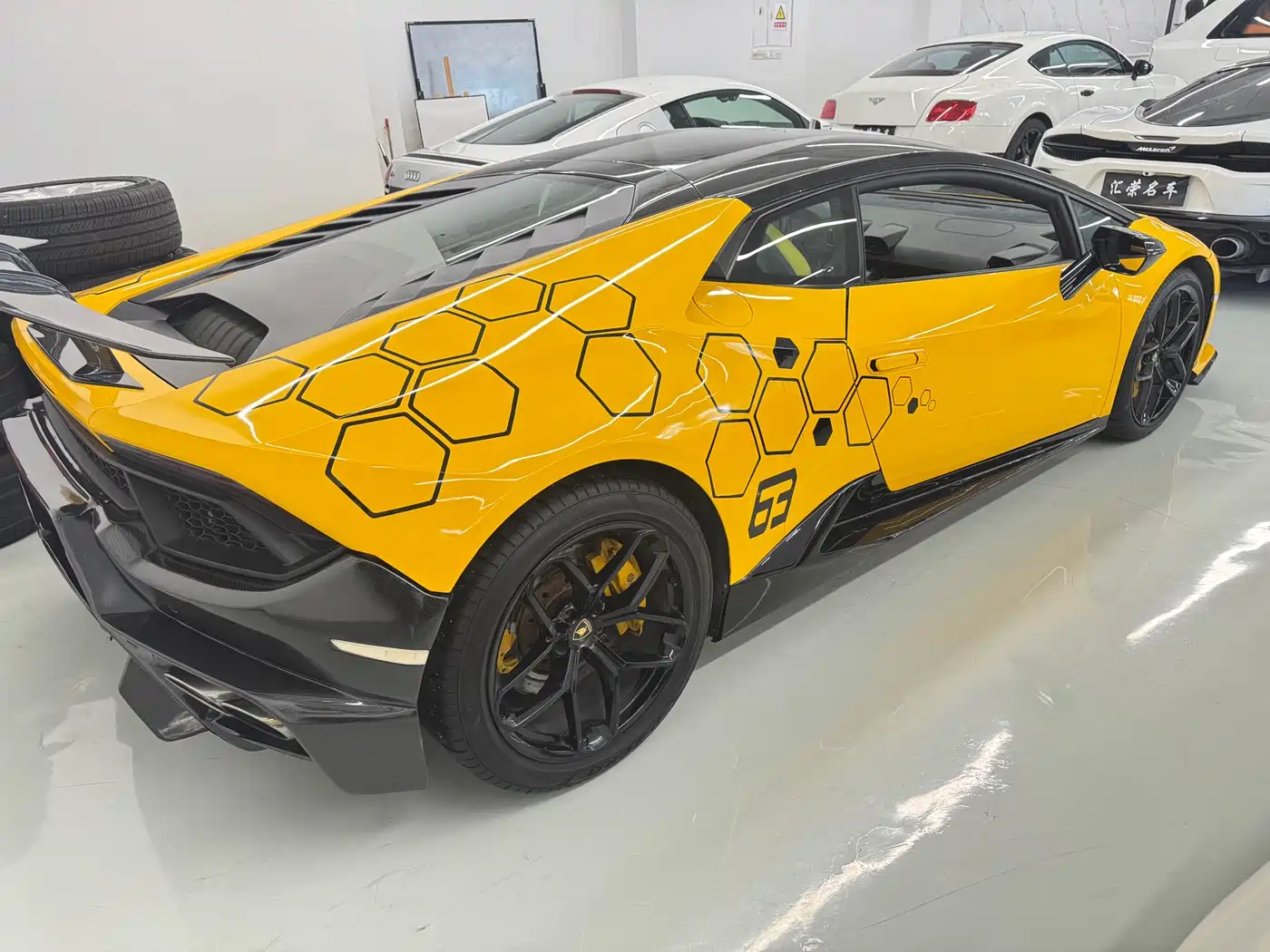 LAMBORGHINI HURACÁN
