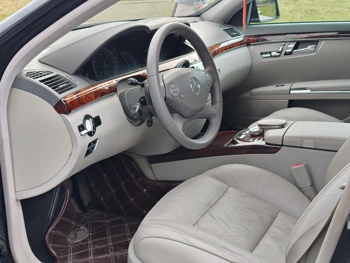 Mercedes-Benz S-Class 2010 S 350 L Luxury фото 10