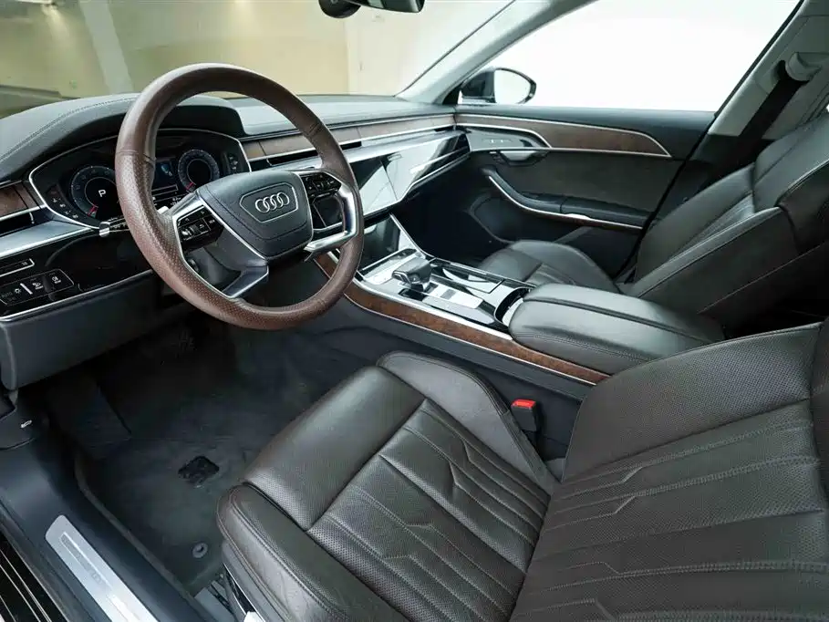 Audi A8 2019 A8L 50 TFSI quattro Luxury фото 10