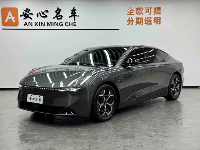 Lynk & Co Z10 2025
