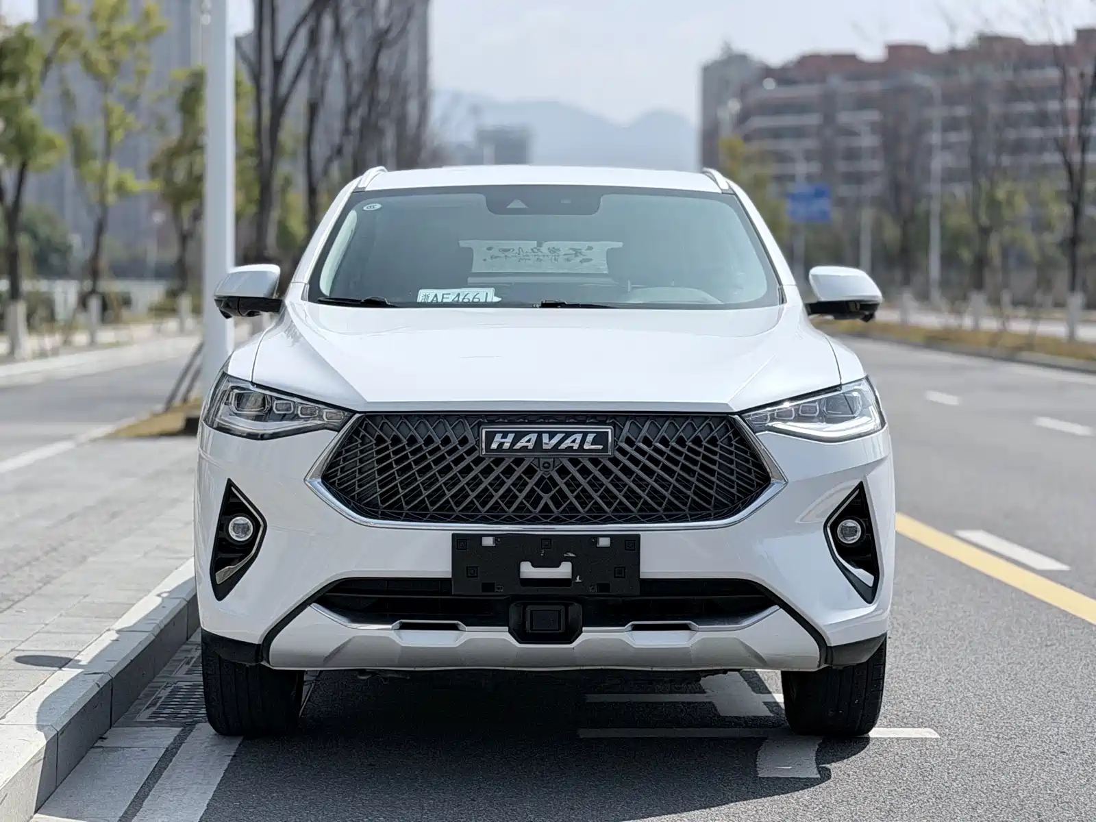 Фото 2 - Haval F7x