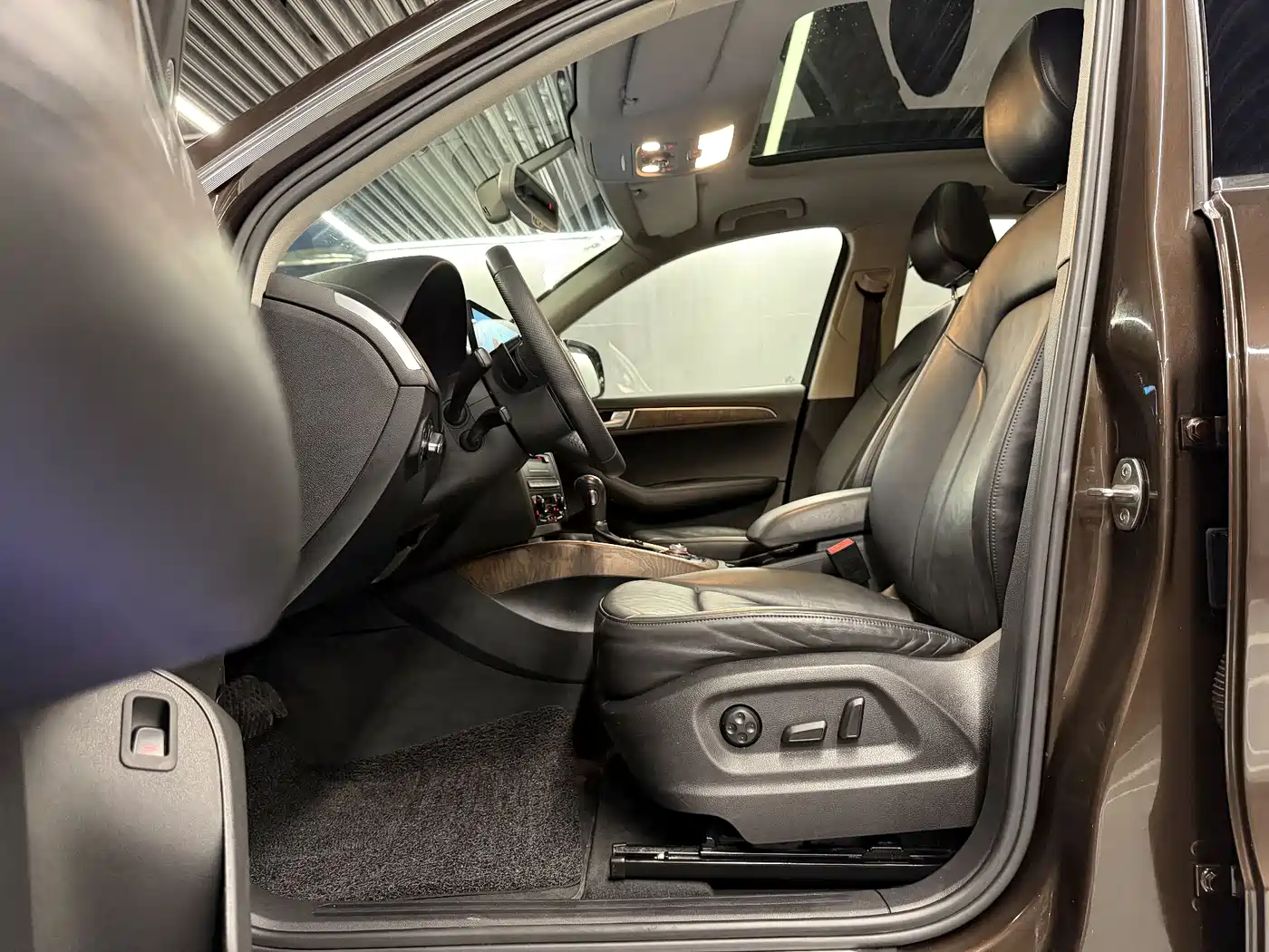 Audi Q5 (Import) 2010 3.2FSI Off-road Edition фото 5