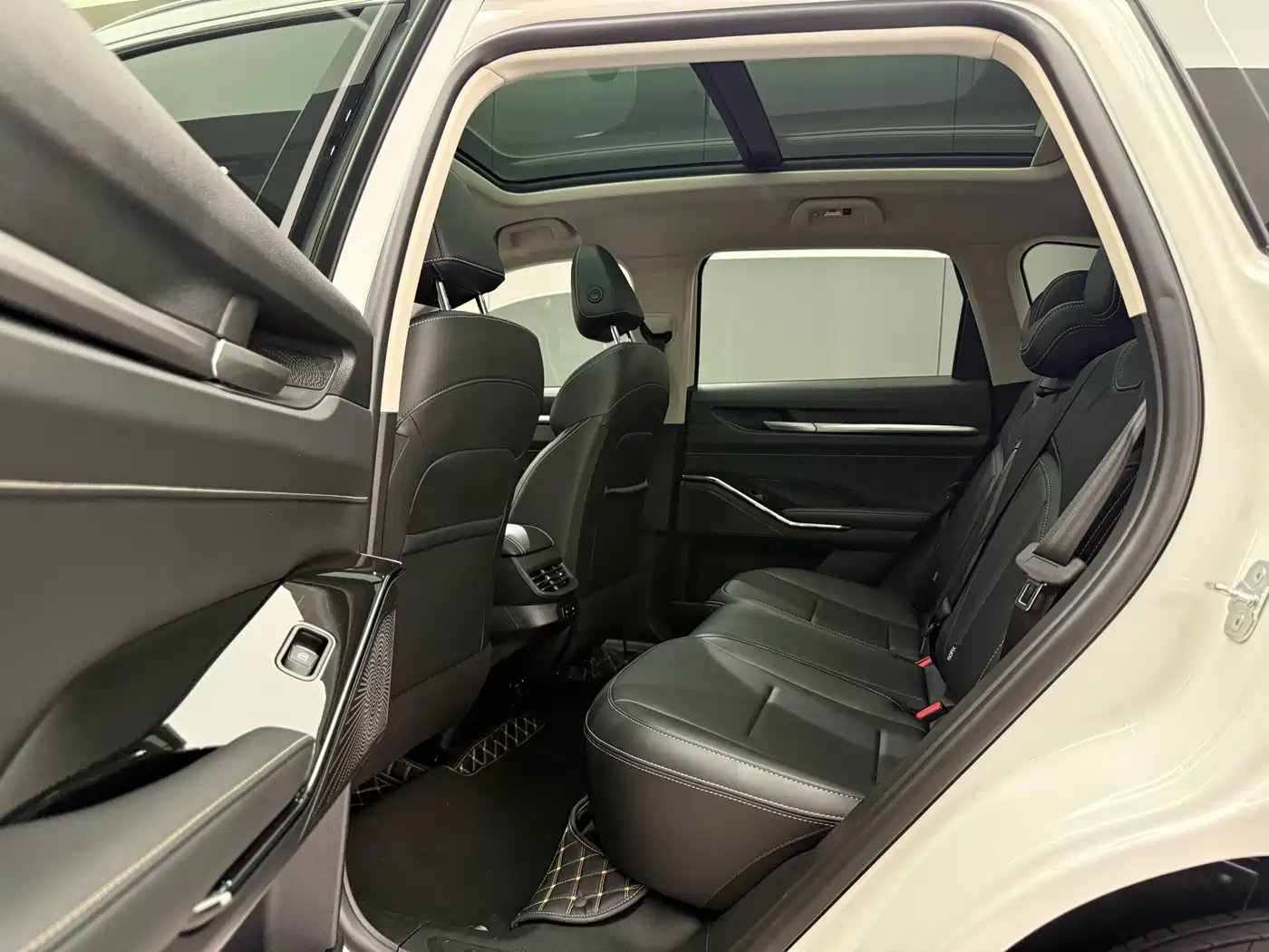 Haval H6 2024 Model 1.5T 2WD Classic Edition фото 4