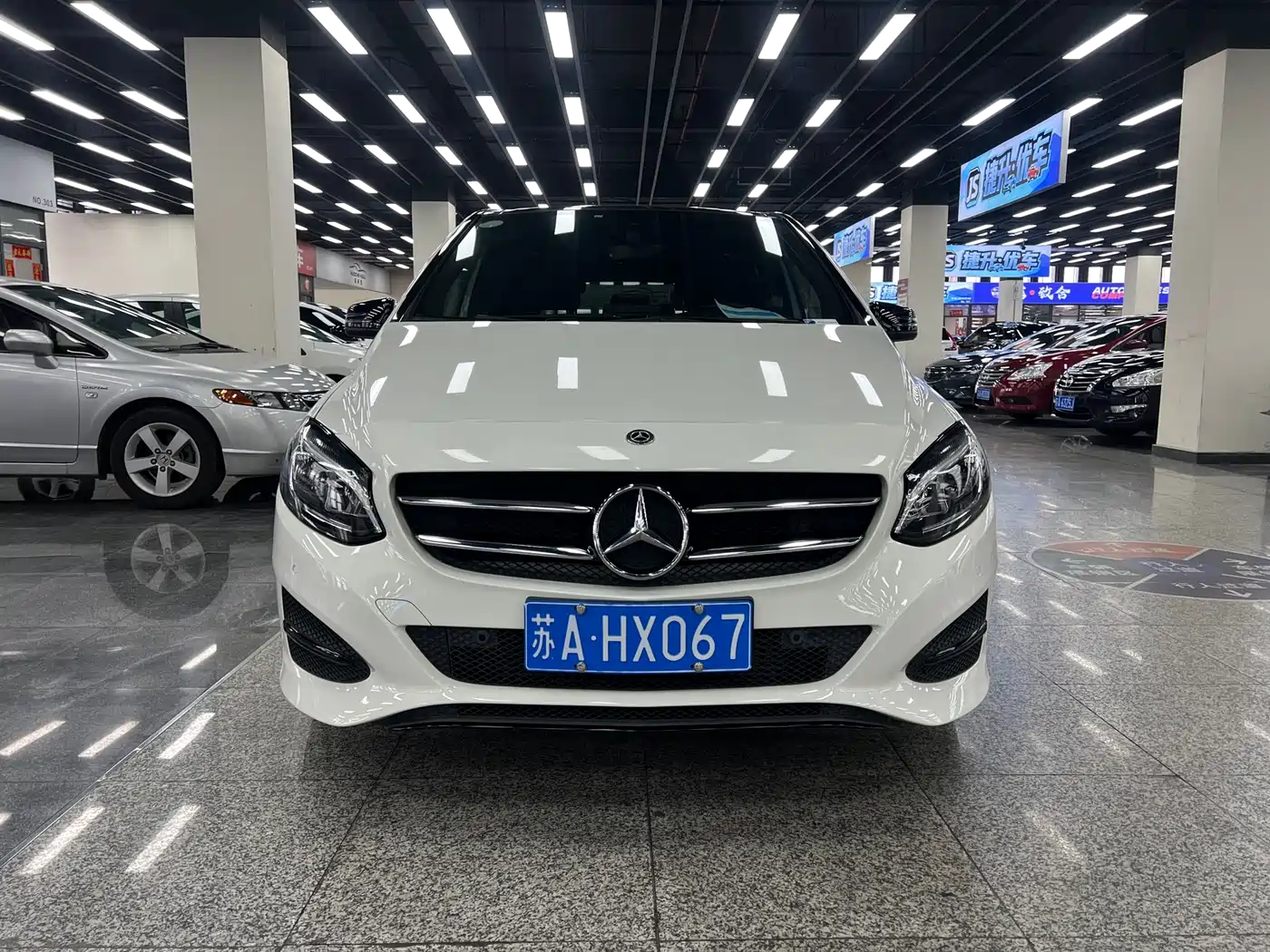 Mercedes-Benz B-Class 2017 B 200 Luxury фото 2