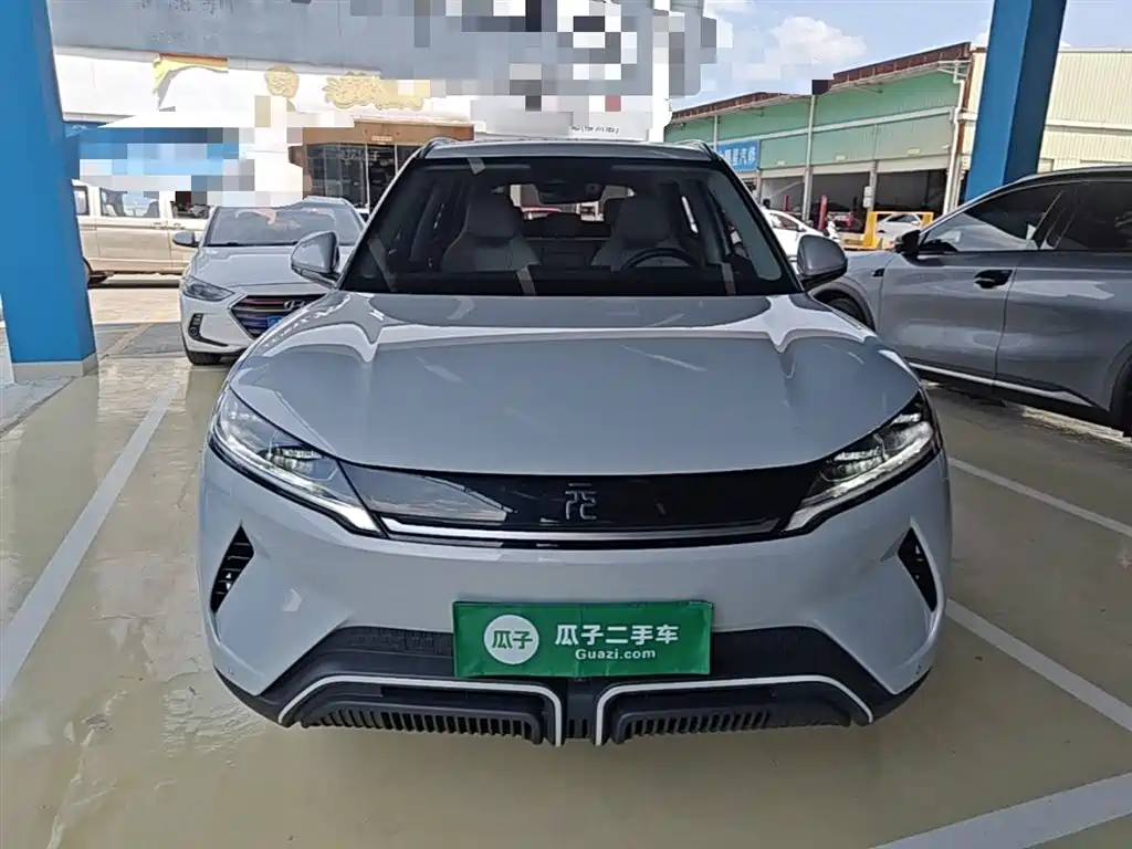 BYD Yuan UP 2024 401KM Surpass Edition фото 3