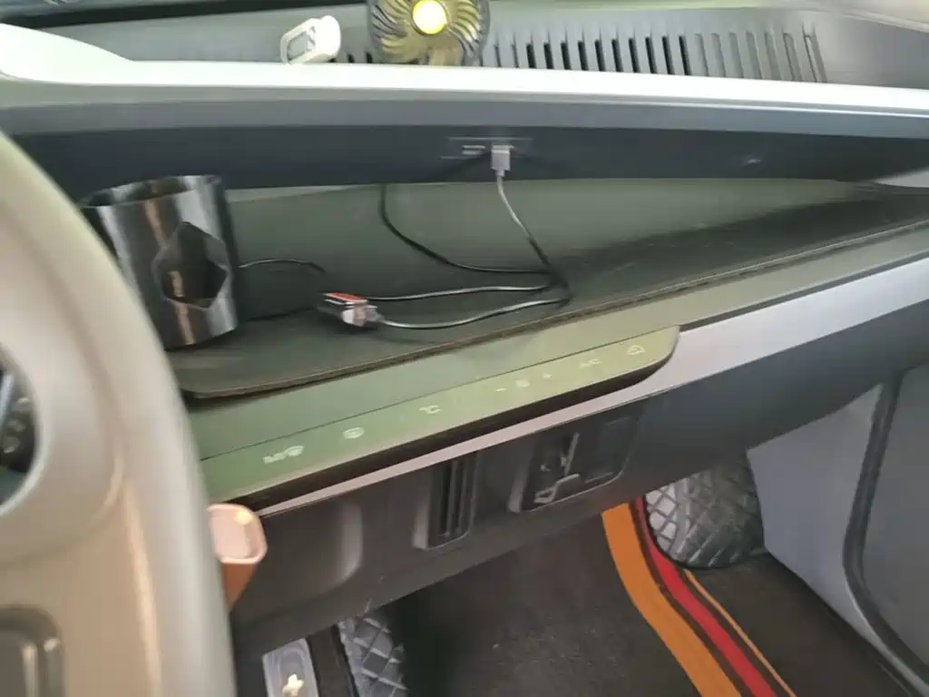 Baojun E200 2019 2018 Smart Drive Edition