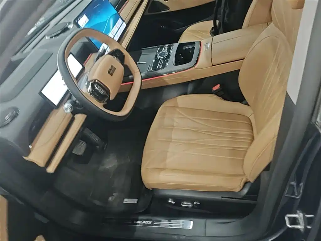 Geely Galaxy Galaxy Xingyao 8 2025 130km EM-P Starship Edition фото 15