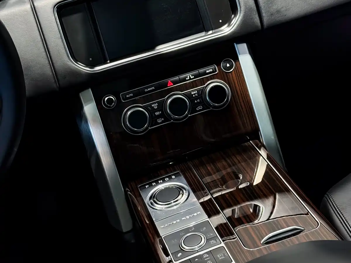 Land Rover Range Rover 2013 3.0 TDV6 Vogue фото 11