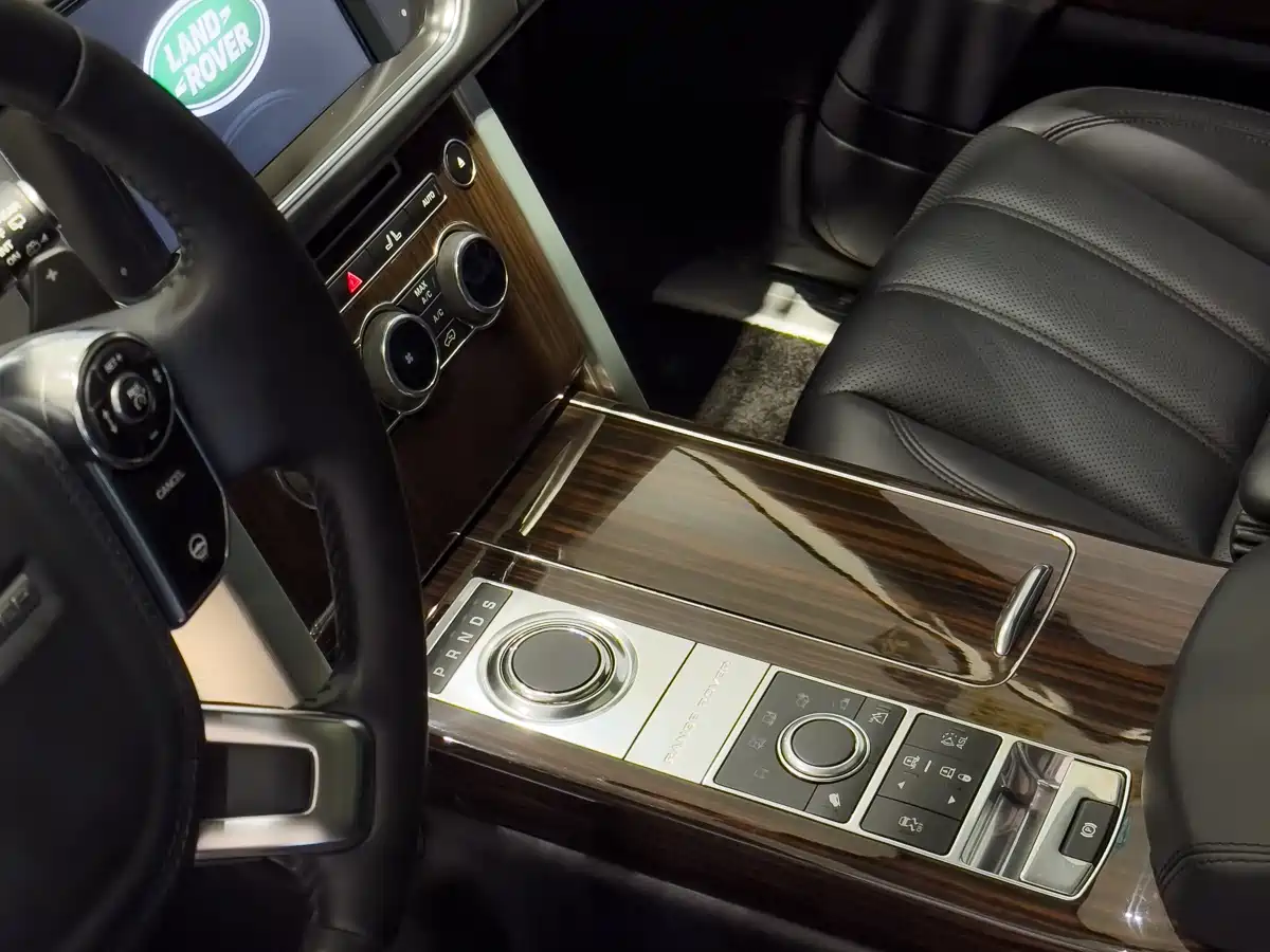 Land Rover Range Rover 2013 3.0 TDV6 Vogue фото 15
