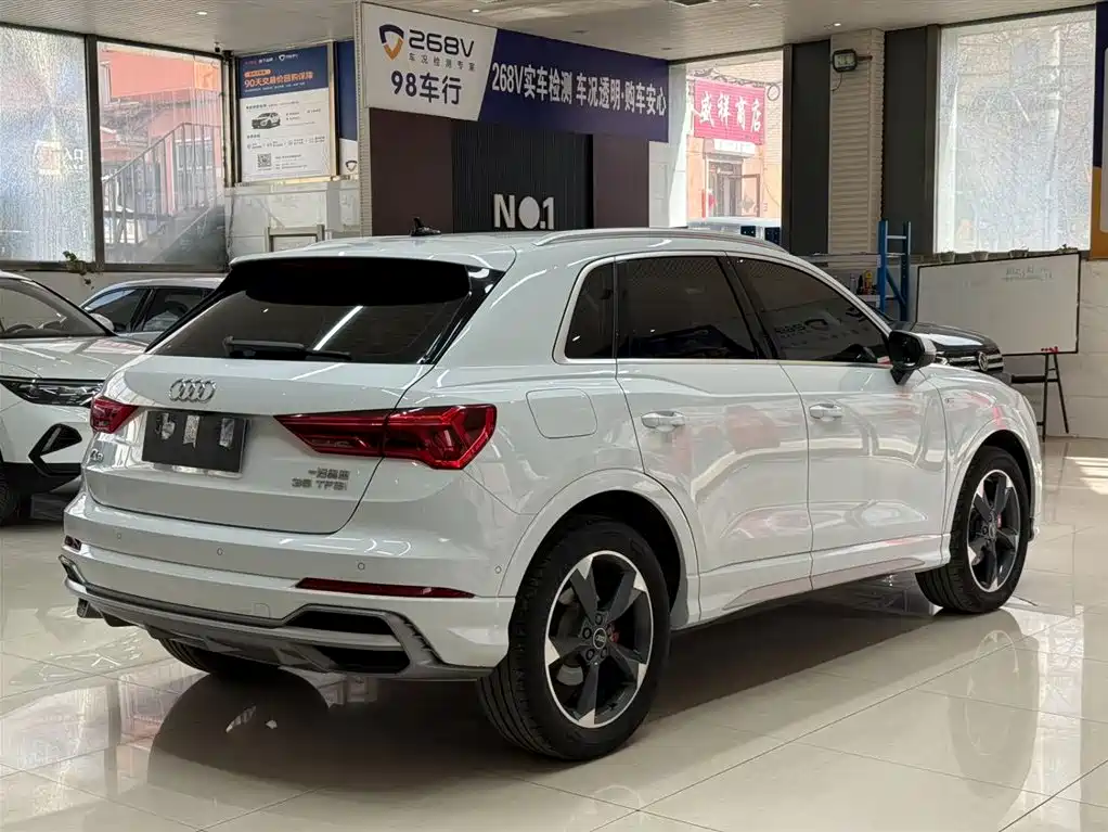 Audi Q3 2023 35 TFSI Fashion Dynamic (1.4T) фото 4