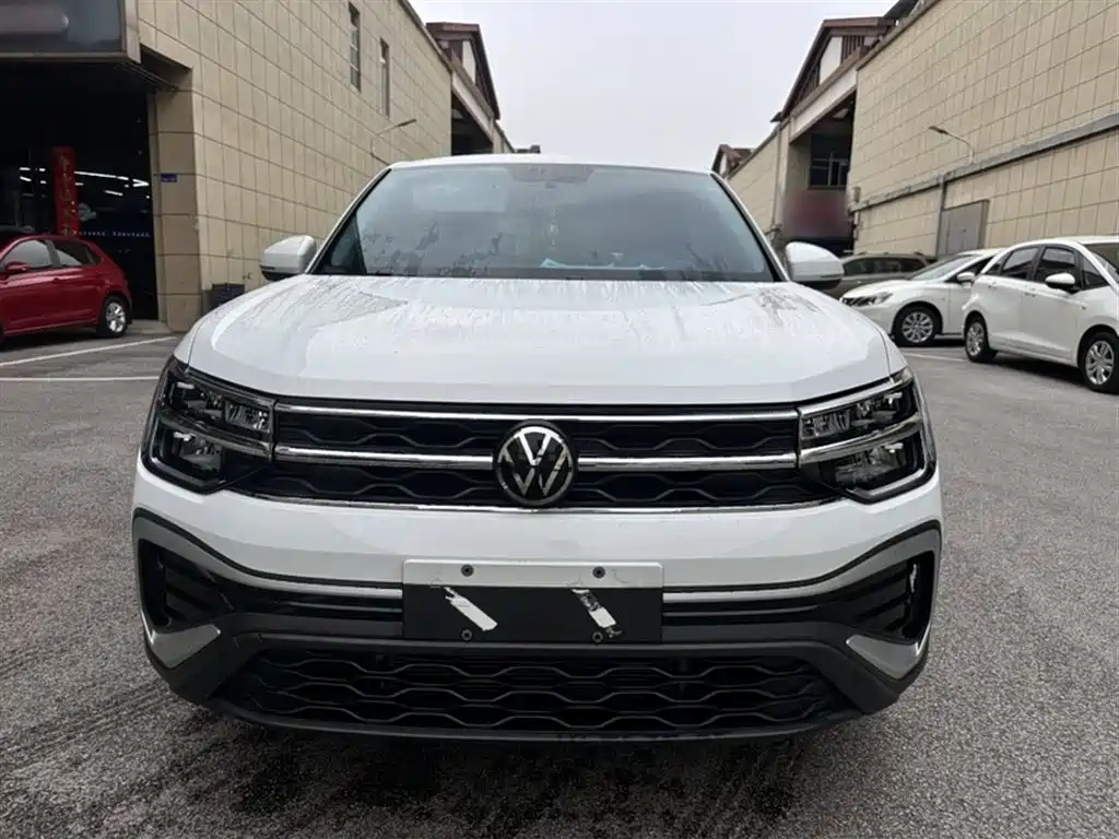 Volkswagen Tharu 2023 300TSI 2WD New Moon Edition фото 8