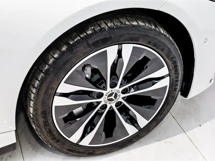Mercedes-Benz C-Class New Energy 2024 Facelift C 350 eL фото 28