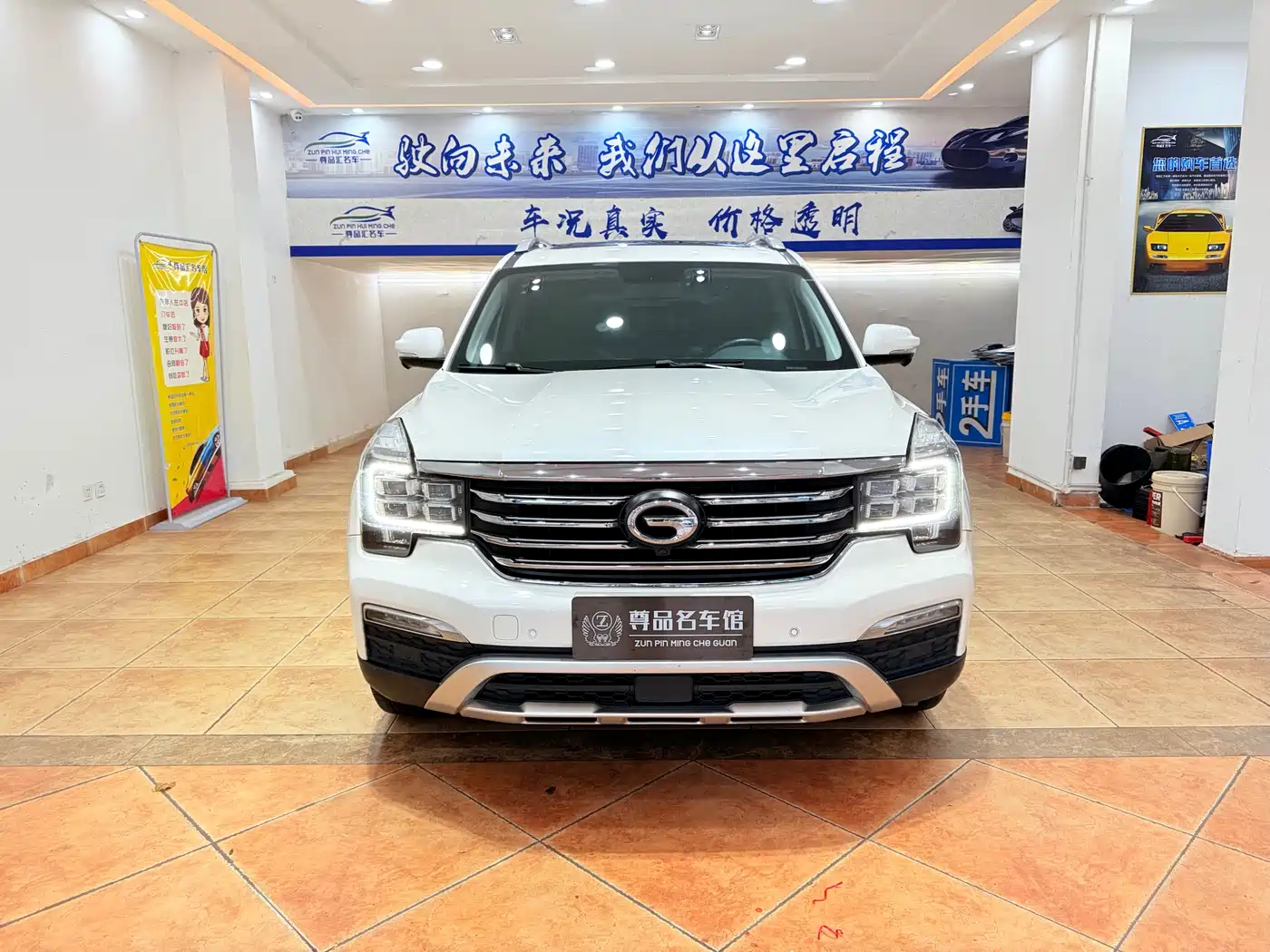 GAC Trumpchi Trumpchi GS8 2017 320T 2WD Luxury Smart Connect (7-seater) фото 2