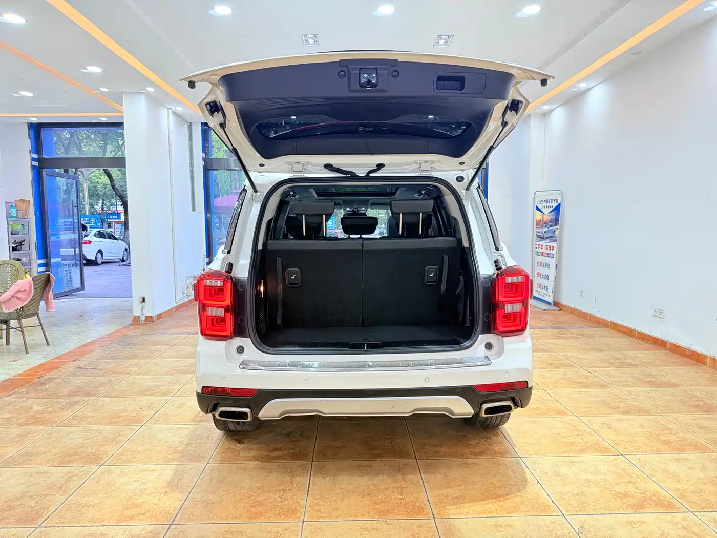 GAC Trumpchi Trumpchi GS8 2017 320T 2WD Luxury Smart Connect (7-seater) фото 17