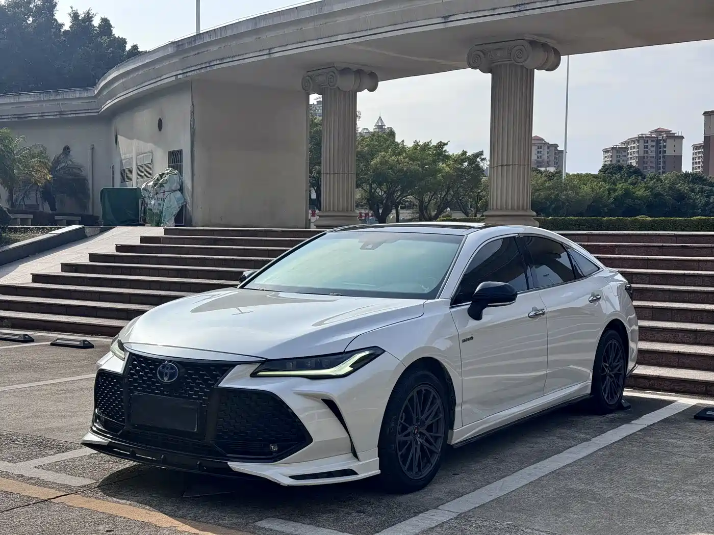 Toyota Avalon 2023 Hybrid 2.5L Luxury Edition