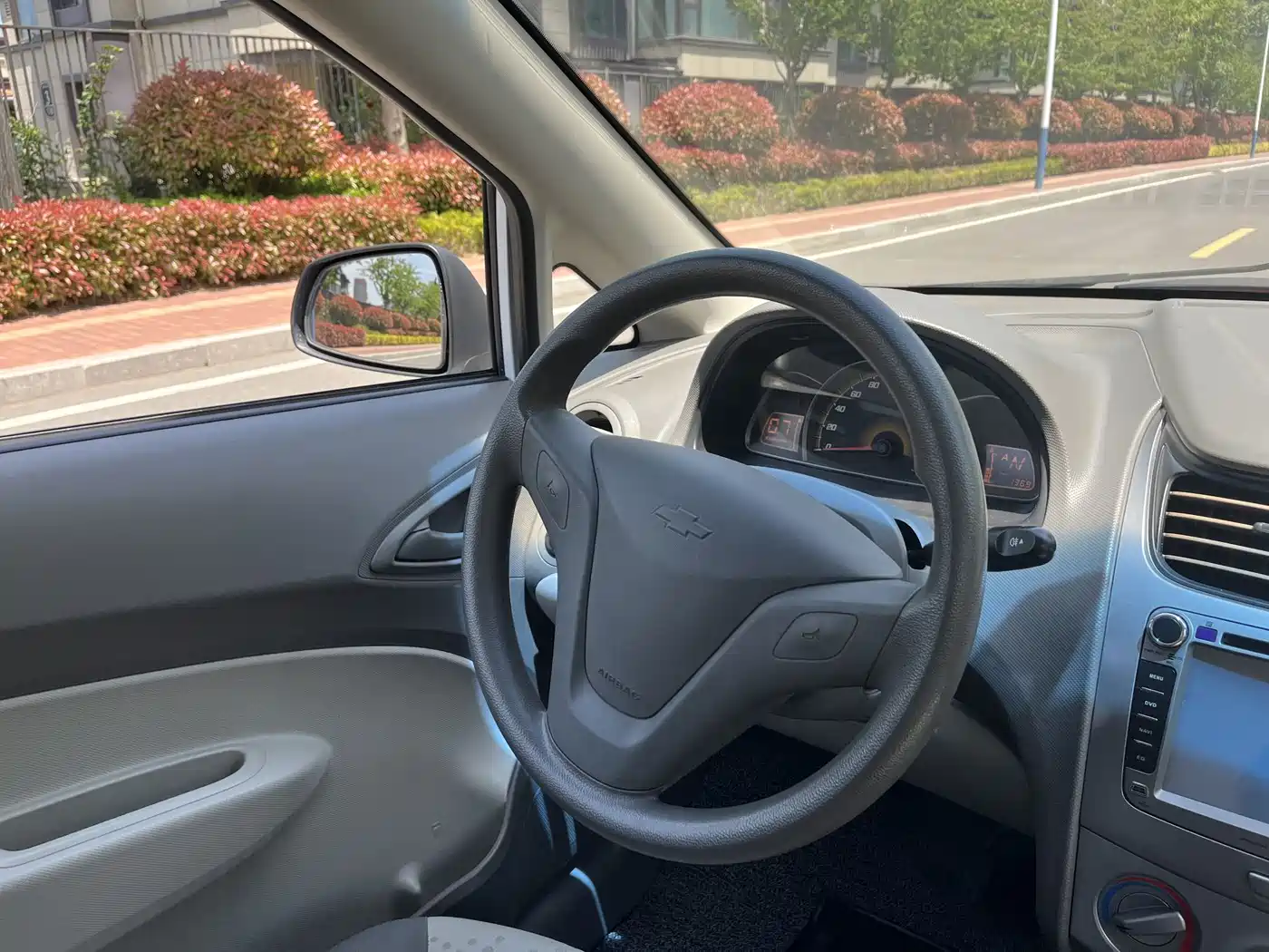 Chevrolet Sail 2013 Sedan 1.2L AMT Ideal Edition фото 16