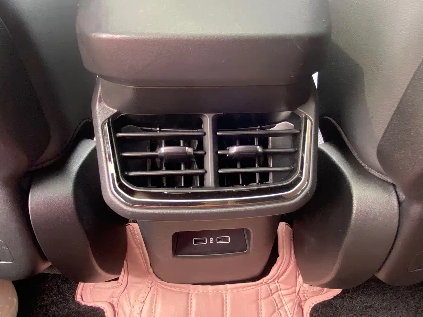 Lynk & Co 06 2023 Remix 1.5T Power Halo фото 15