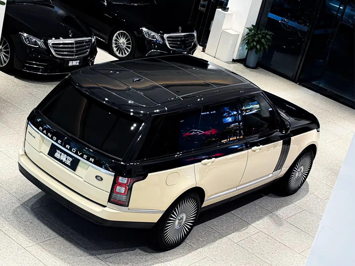 Land Rover Range Rover 2013 3.0 TDV6 Vogue фото 8