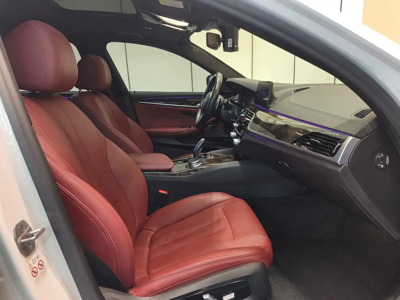 BMW 5 Series 2020 530Li Exclusive M Sport Package фото 10