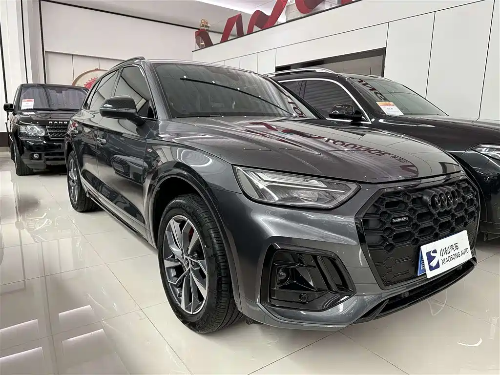 Audi Q5L 2024 Model 40 TFSI Luxury Dynamic фото 3