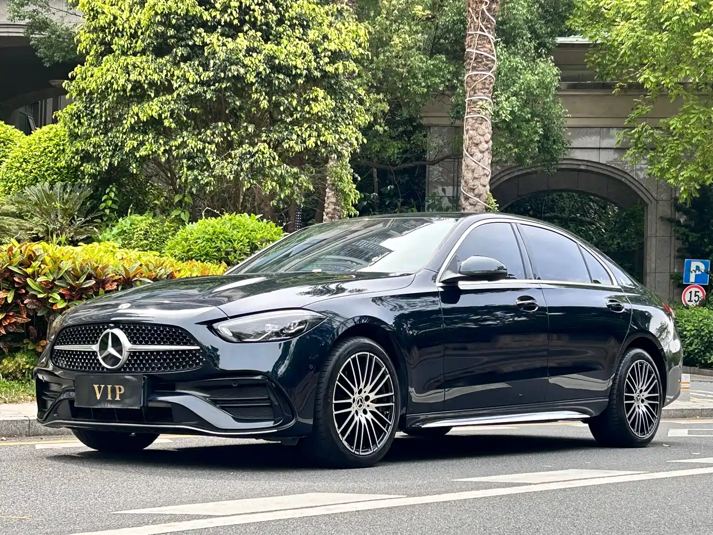 Mercedes-Benz C-Class 2023 C 200 L Sport
