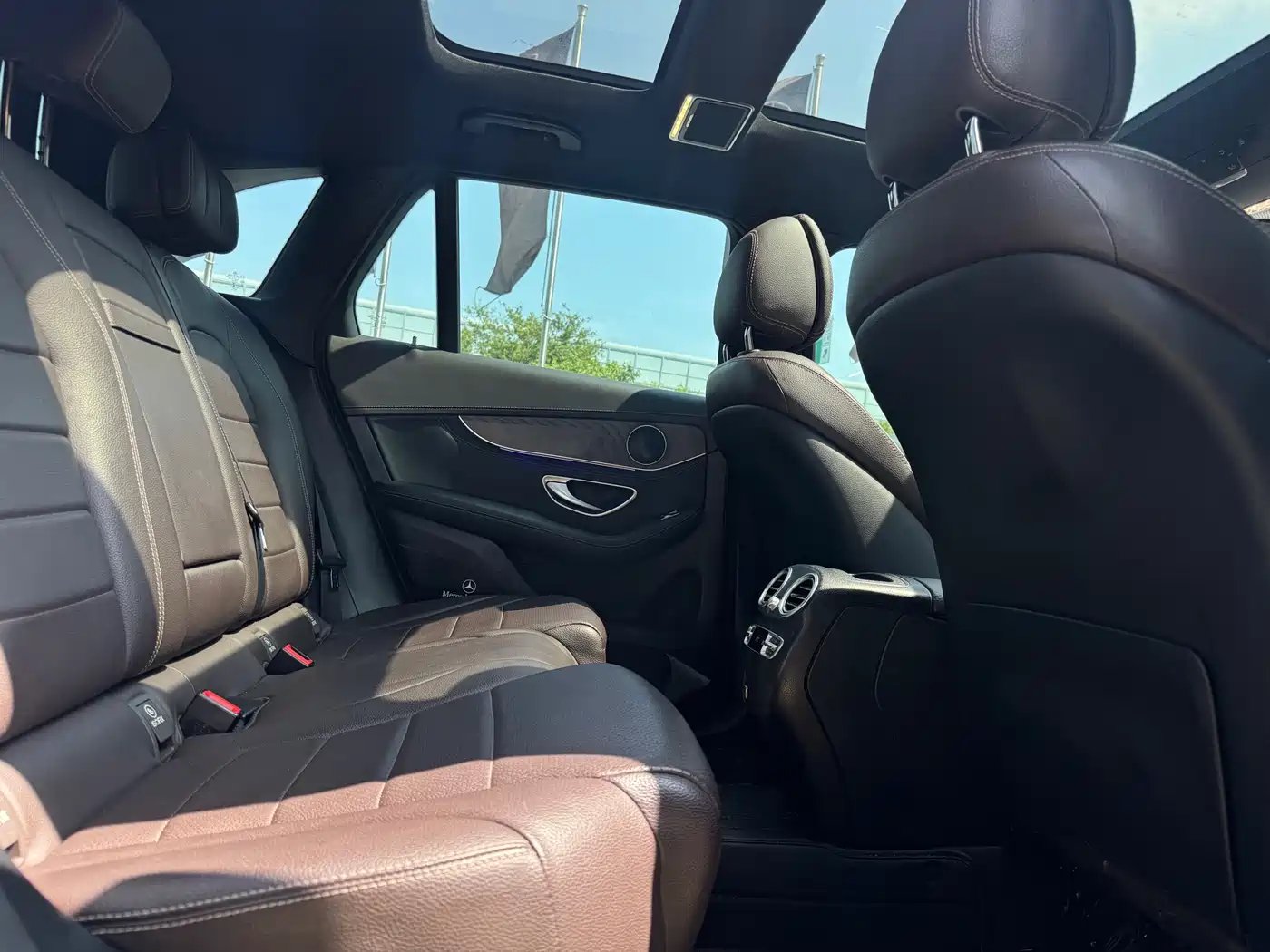 Mercedes-Benz GLC 2020 Facelift GLC 300 L 4MATIC Dynamic фото 12