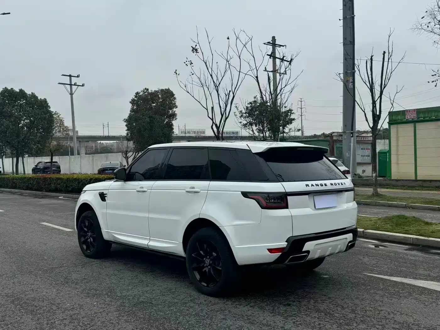 Land Rover Range Rover Sport 2015 3.0 SC V6 HSE фото 4