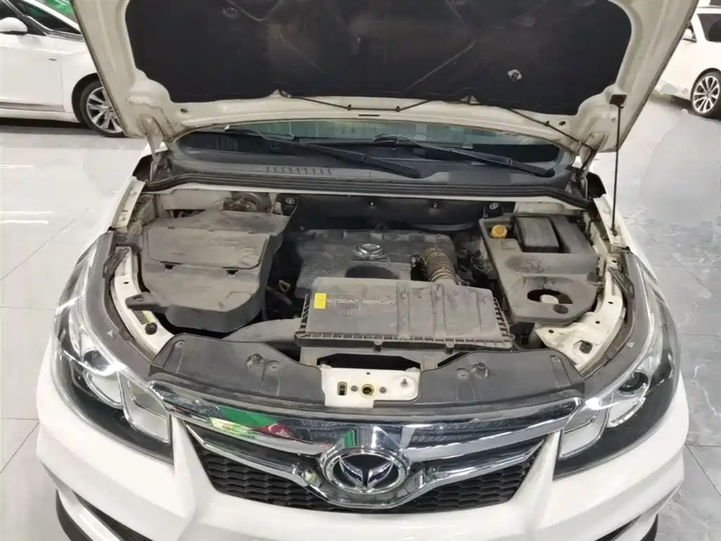 BAIC Huansu S2 2016 2016 1.5L Manual Startup Edition China IV
