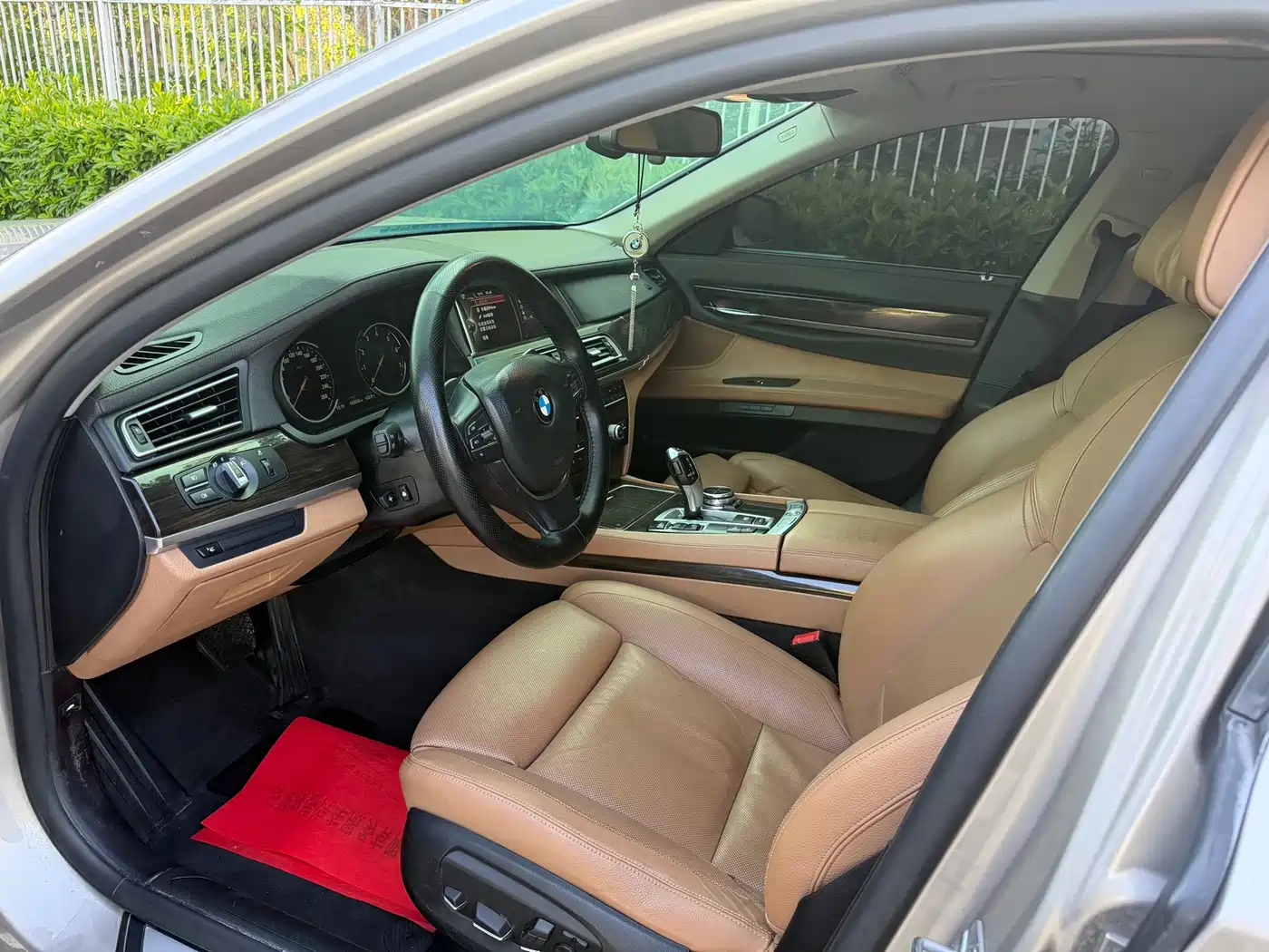 BMW 7 Series 2013 Model 740Li xDrive фото 7