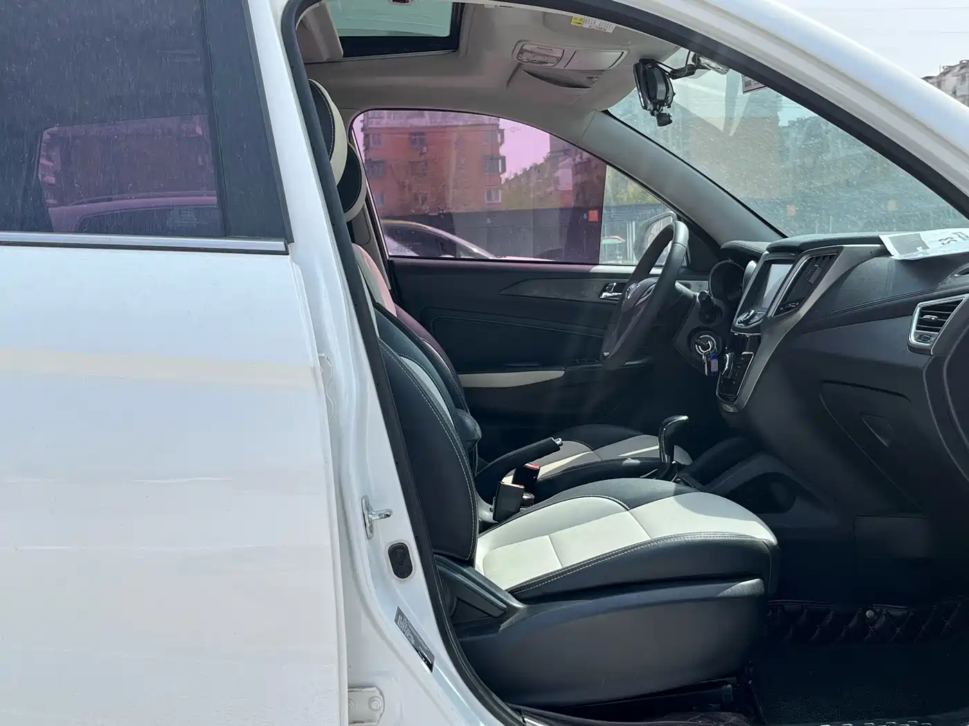 Changan CS35 2017 2017 1.6L Auto Luxury