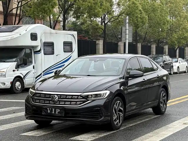Volkswagen Sagitar 200TSI DSG, Превосходство