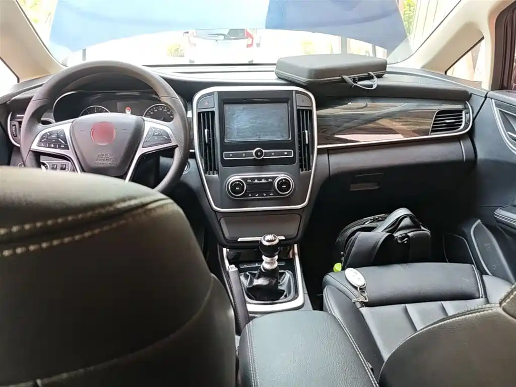 BYD Song MAX 2017 1.5T Manual Smart Luxury 7-Seater фото 10
