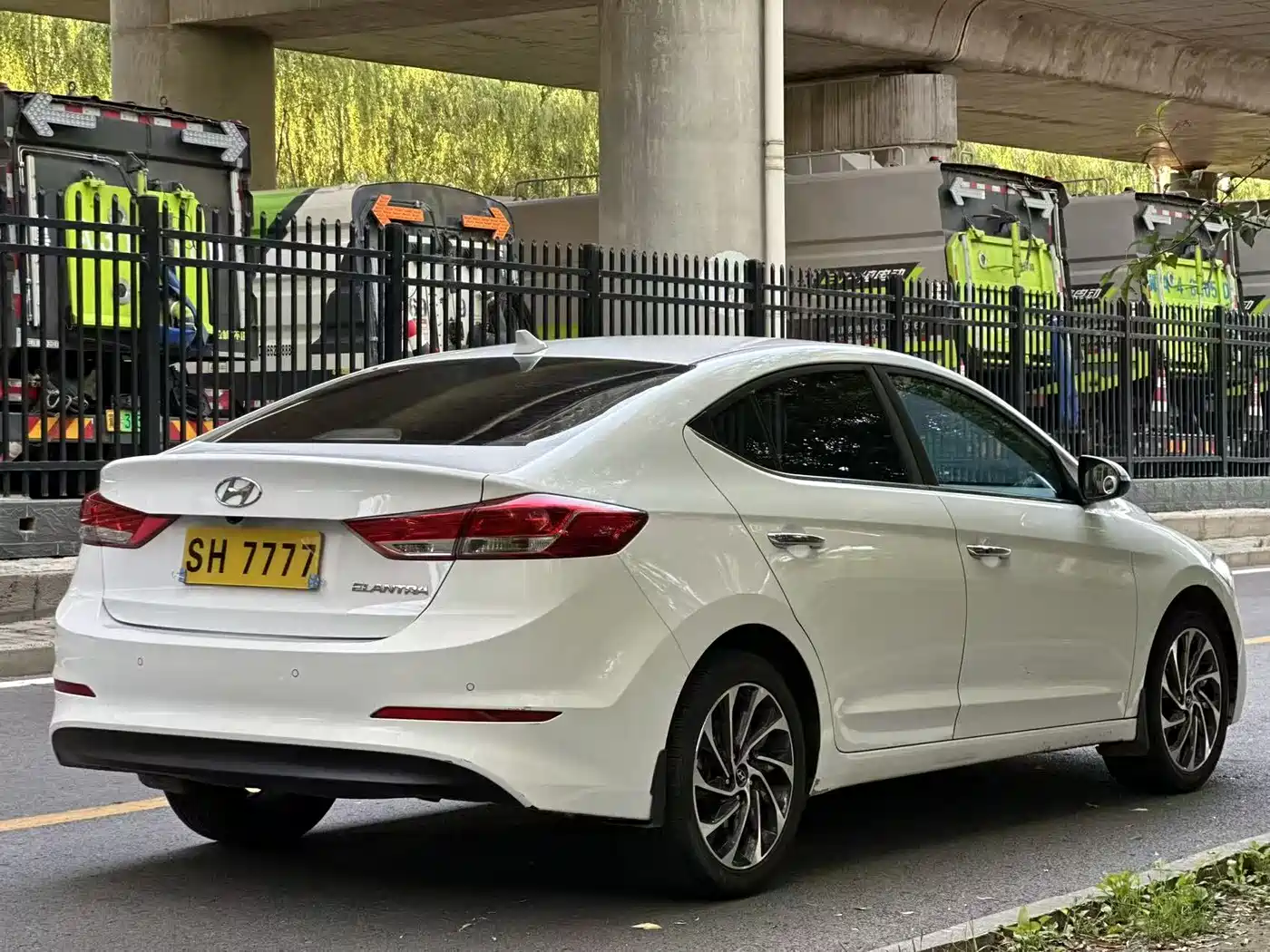 Hyundai Elantra 2020 1.5L CVT Smart Style·Elite фото 6