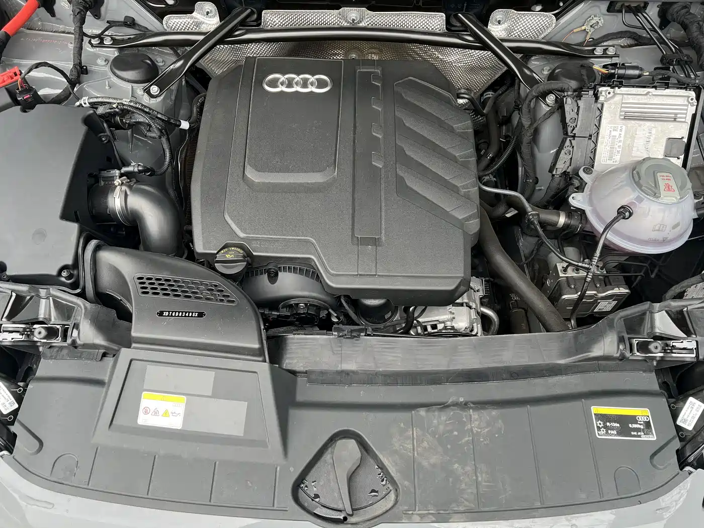 Audi Q5L 2024 Model 40 TFSI Luxury Dynamic фото 9