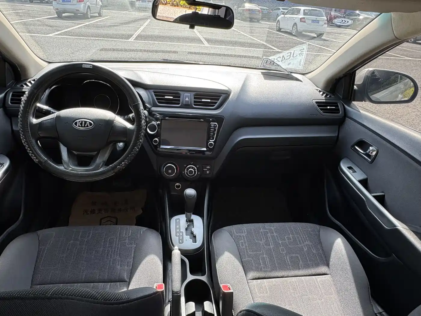 Kia K2 2011 Sedan 1.4L AT Premium ECO фото 6